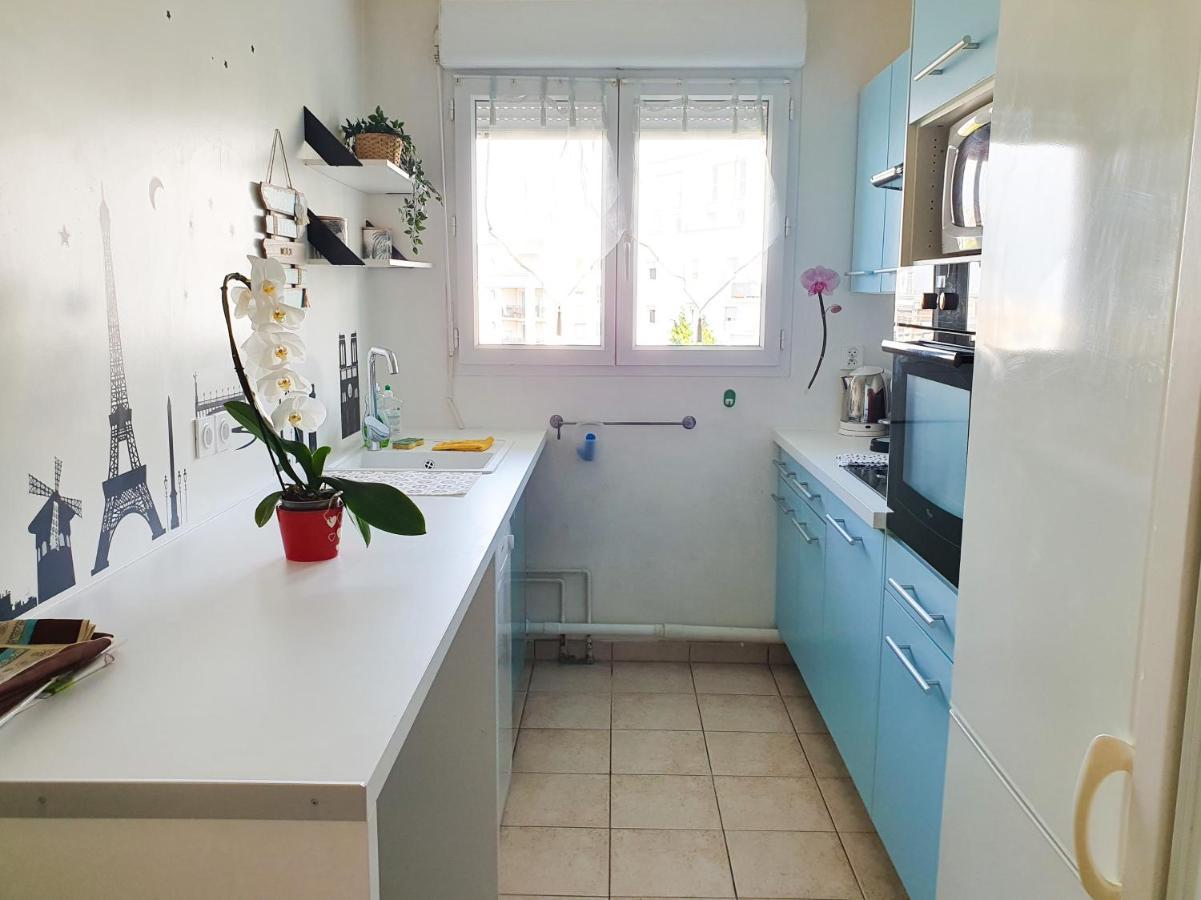 Exige Home - Charmant 2 Pieces Vue Tour Eiffel Chatillon  Bagian luar foto